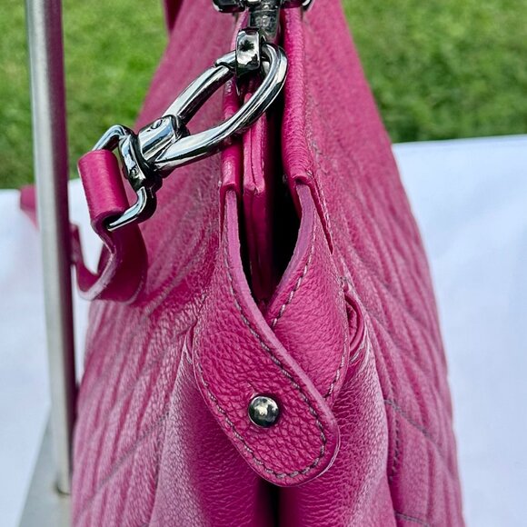 Pulicati Leather Magenta Double Turn Lock Top Handle Crossbody Tote NEW - Picture 7 of 16